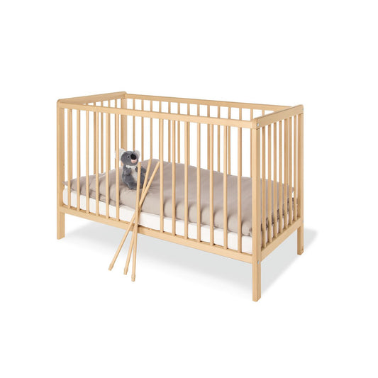 Kinderbett 'Hanna', kleines Holzbett in naturblassenem Holz, mit abgerundeten Kanten und Lattenrost, ideal für Kleinkinder. Maße:60cm x 120cm