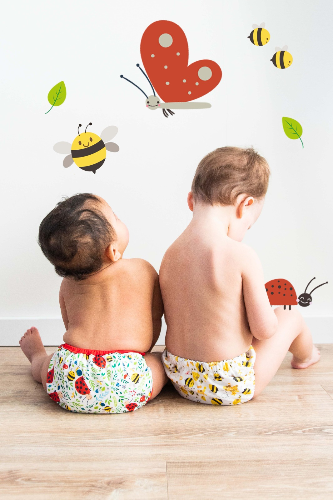 Happy Bear | Windel/Trainingshose mit Bienenmotiv. Farbe: weiß/gelb/schwarz