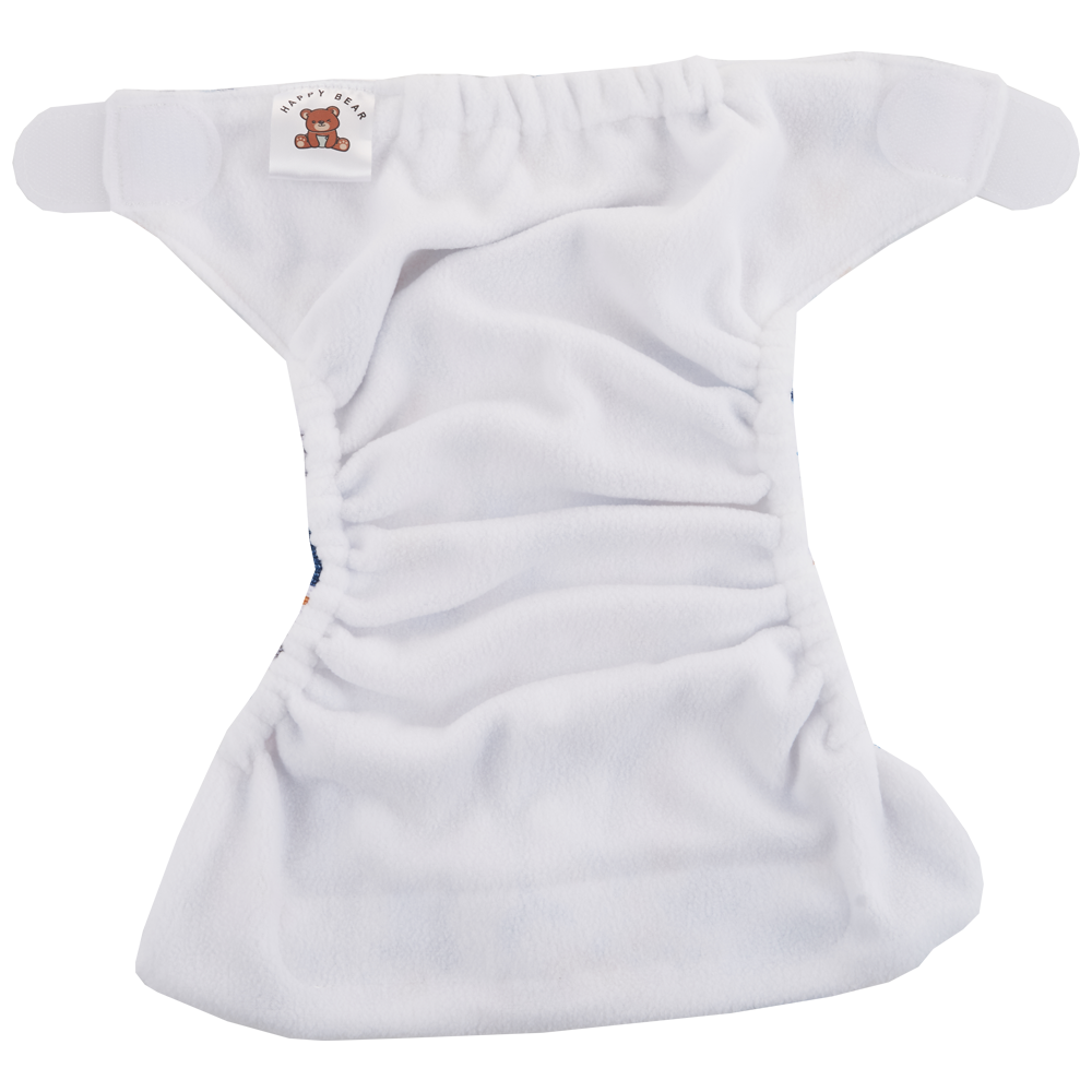 Unsere waschbare Schwimmwindel PACIFIC mit Klettverschluss und Druckknöpfen ist nicht nur grössenverstellbar, sondern passt sich auch perfekt der Grösse Ihres kleinen Abenteurers an! In der Weichheit und Elastizität einzigartig und mit einem komfortablen Sitz bestens geeignet für die Pool- oder Badesaison.